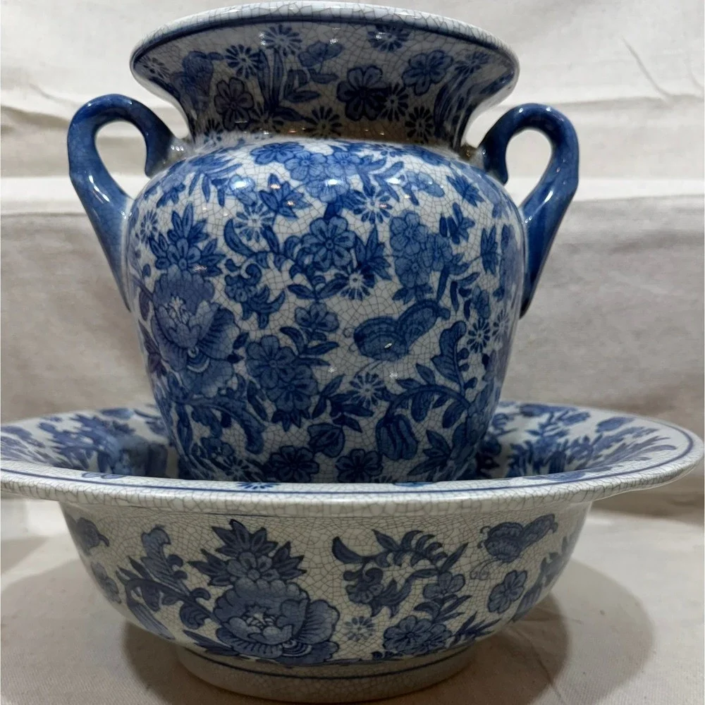 N/A intricate blue
